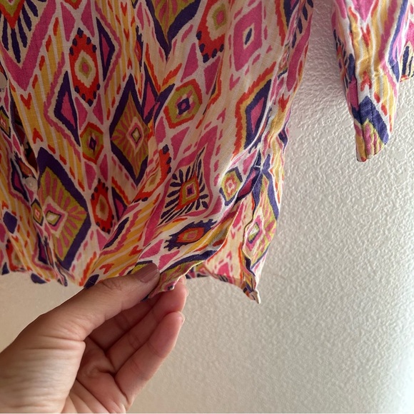 Chico's | 100% Linen Multicolor Geometric Print Button Down Shirt - Picture 5 of 12